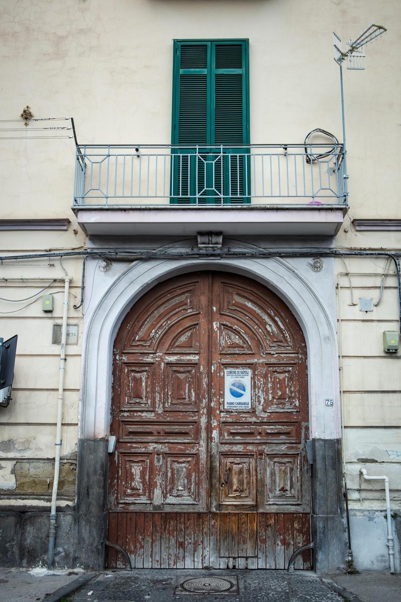 Napoli Skyport Bed & Breakfast Exterior photo